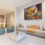 Amber Hospitality - Al Rawdah